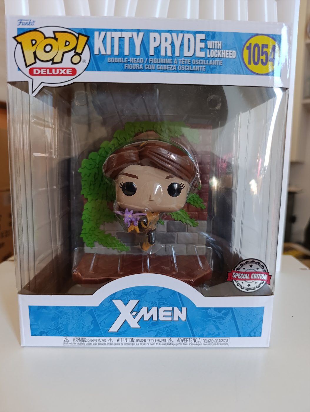 Funko Pop Kitty Pride 1054 special edition